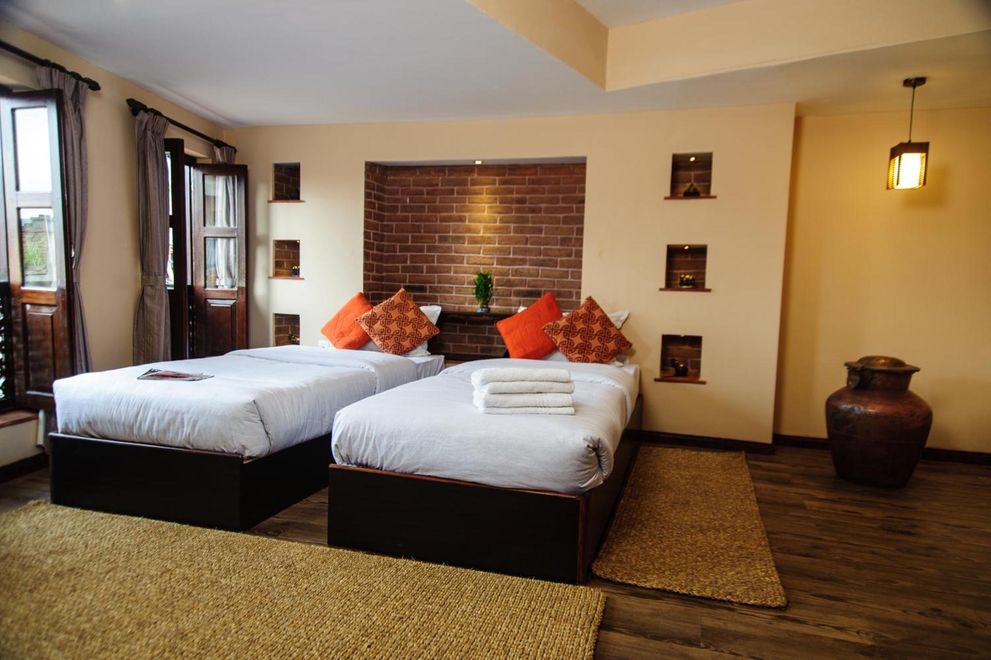 Thagu Chhen, A Boutique Hotel Μπακταπούρ Εξωτερικό φωτογραφία