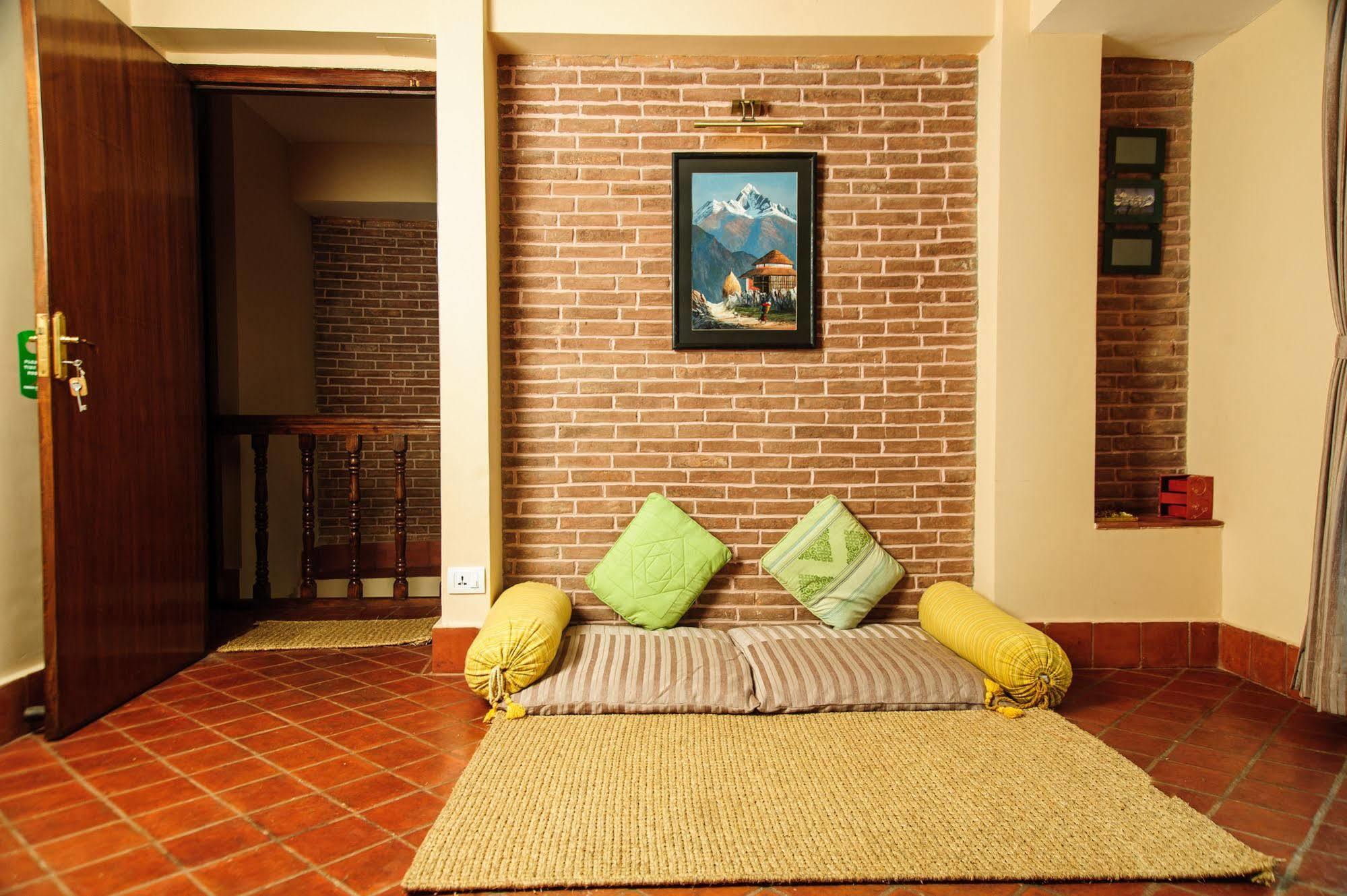 Thagu Chhen, A Boutique Hotel Μπακταπούρ Εξωτερικό φωτογραφία